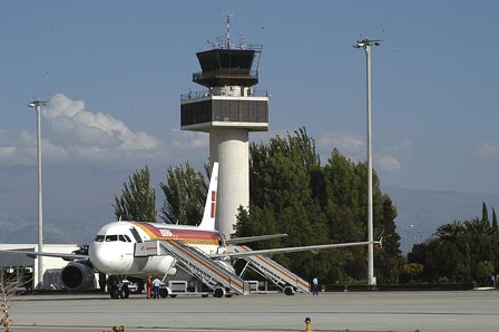 Granada Airport Guide